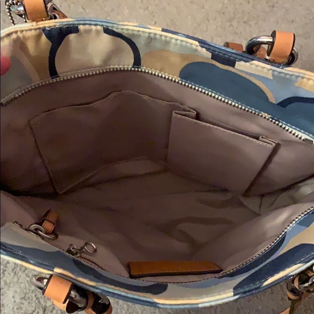 ✨SOLD✨ Coach purse - Picture 4 of 7